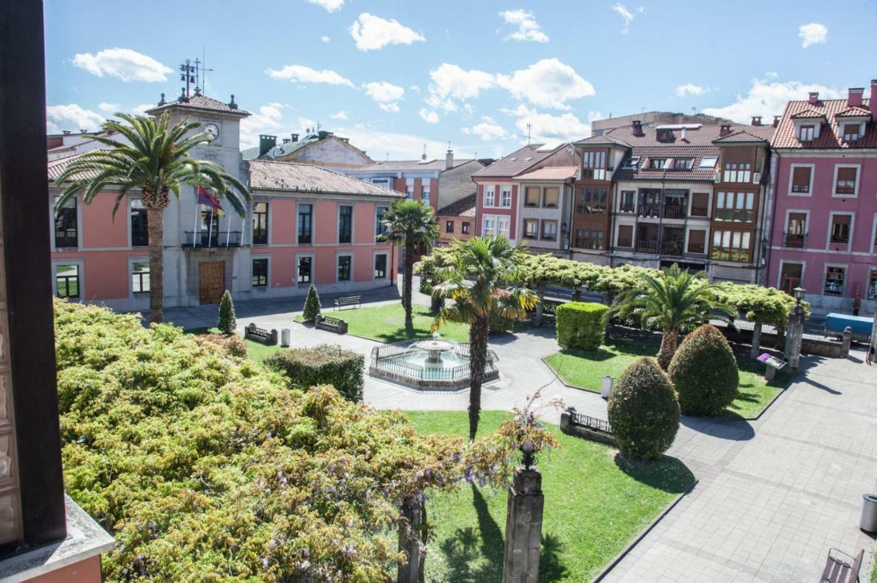 Hospedium Hotel La Casona Del Conde Noreña Exteriör bild
